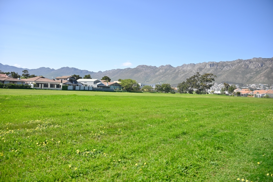 3 Bedroom Property for Sale in Fairview Golf Estate Western Cape